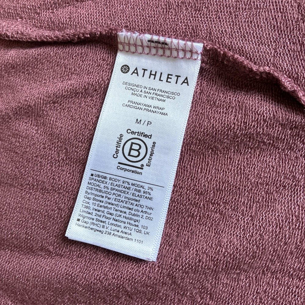 Athleta Pranayama Restore Wrap Cardigan‎ Thumbholes Pockets Victorian Berry M - Picture 6 of 11